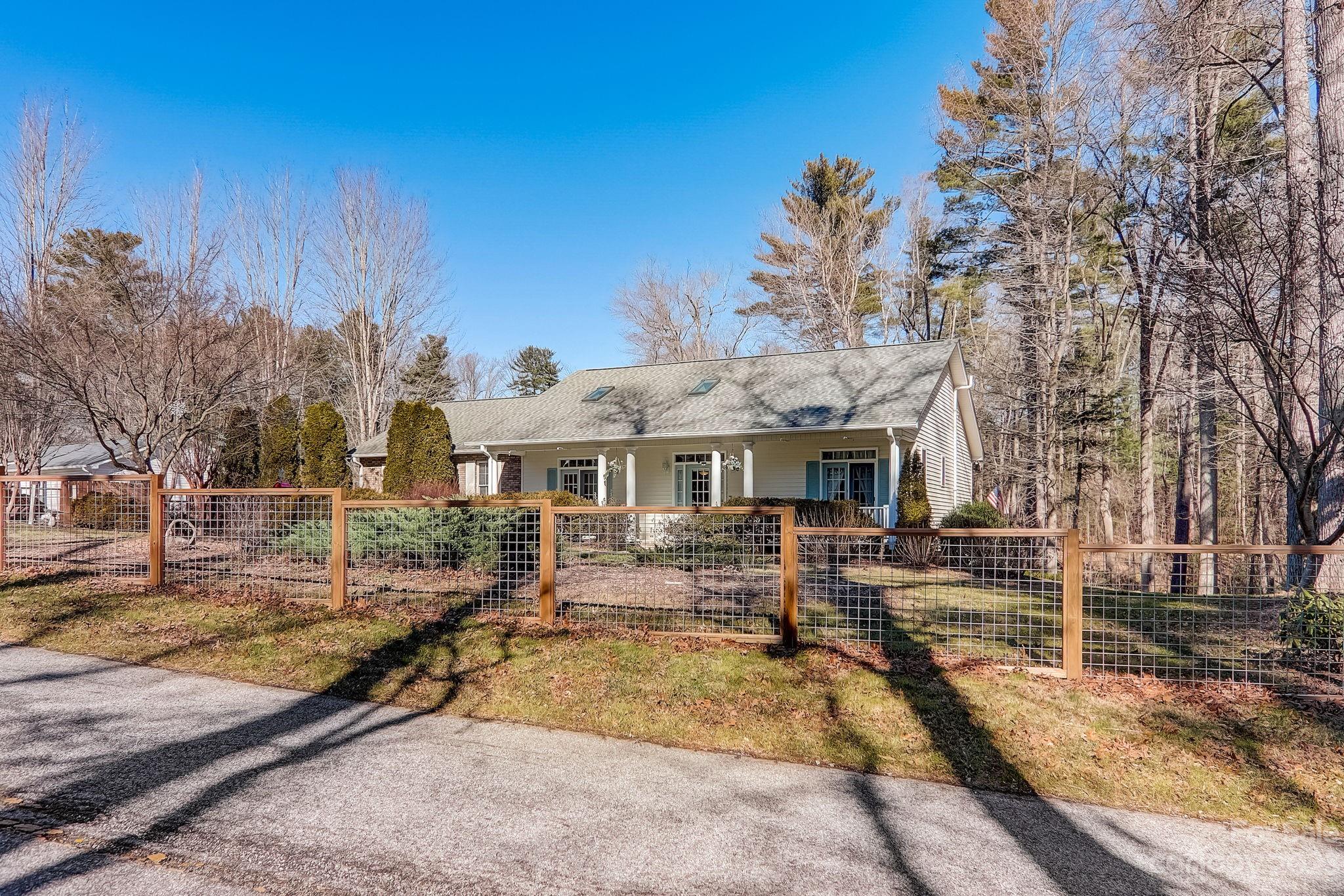 1603 Howard Gap Loop Road Flat Rock, NC 28731 - Photo 3 of 44 Gallery Image 3