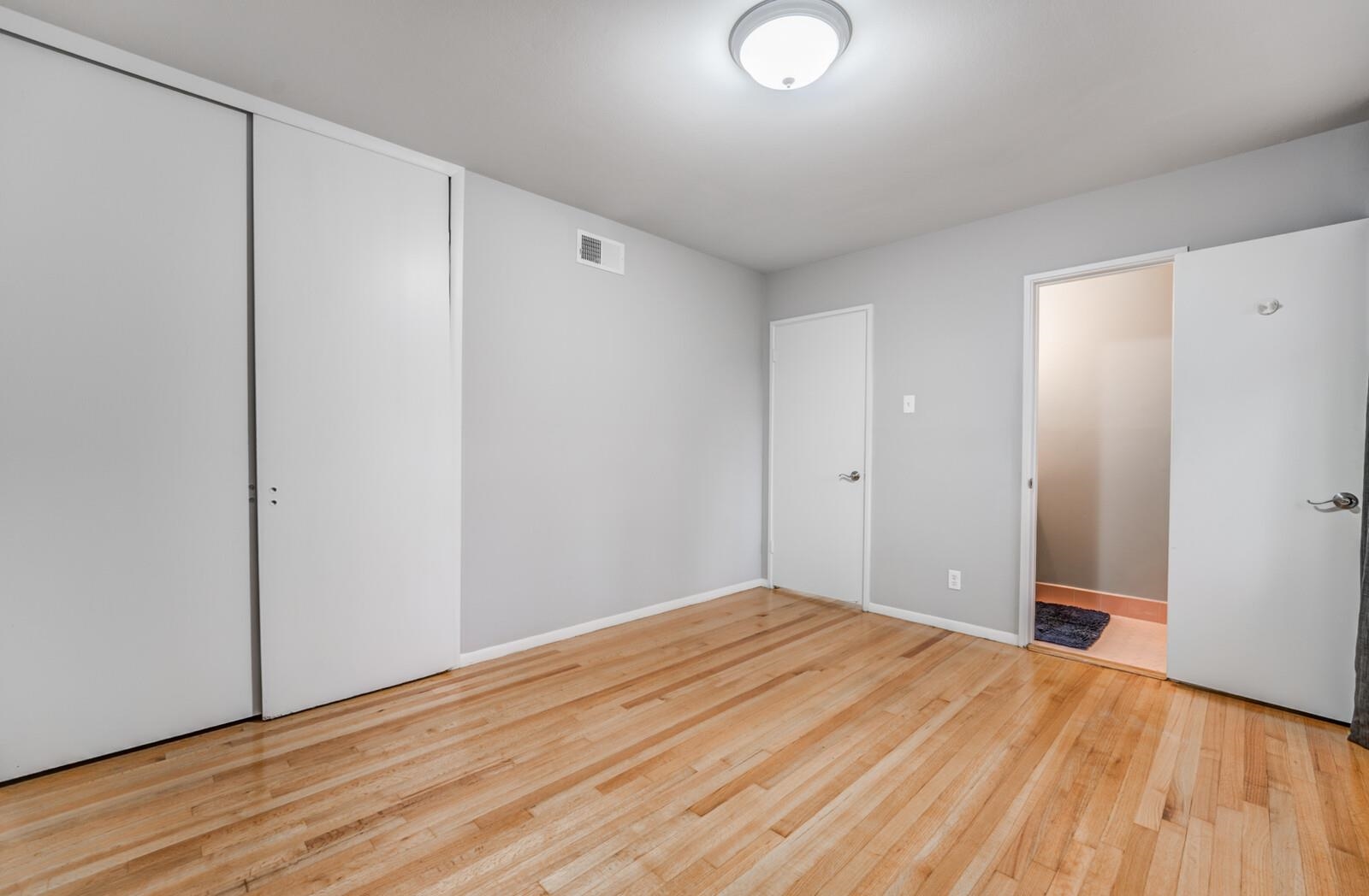 512 Fleda Road Memphis, TN 38120 - Photo 16 of 26 a view of room with wooden floor