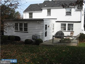 744 Brooke Road Glenside, PA 19038 - Photo 9 of 10 Exterior Back