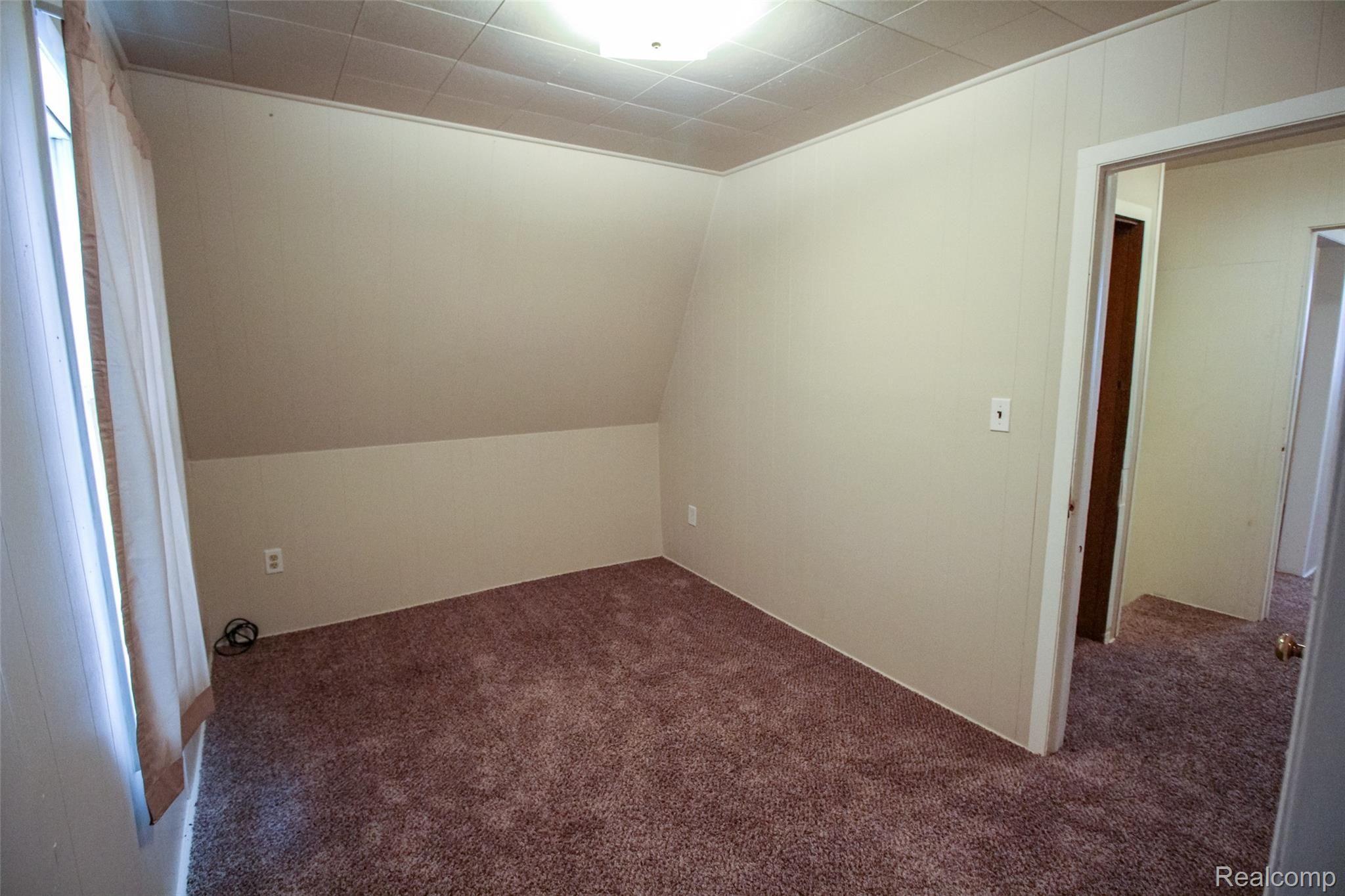 8517 North Seymour Road Flushing, MI 48433 - Photo 21 of 26 21.JPG