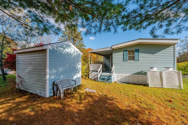 $135,000 | 22 Cherokee Way, Rochester, NH 03867