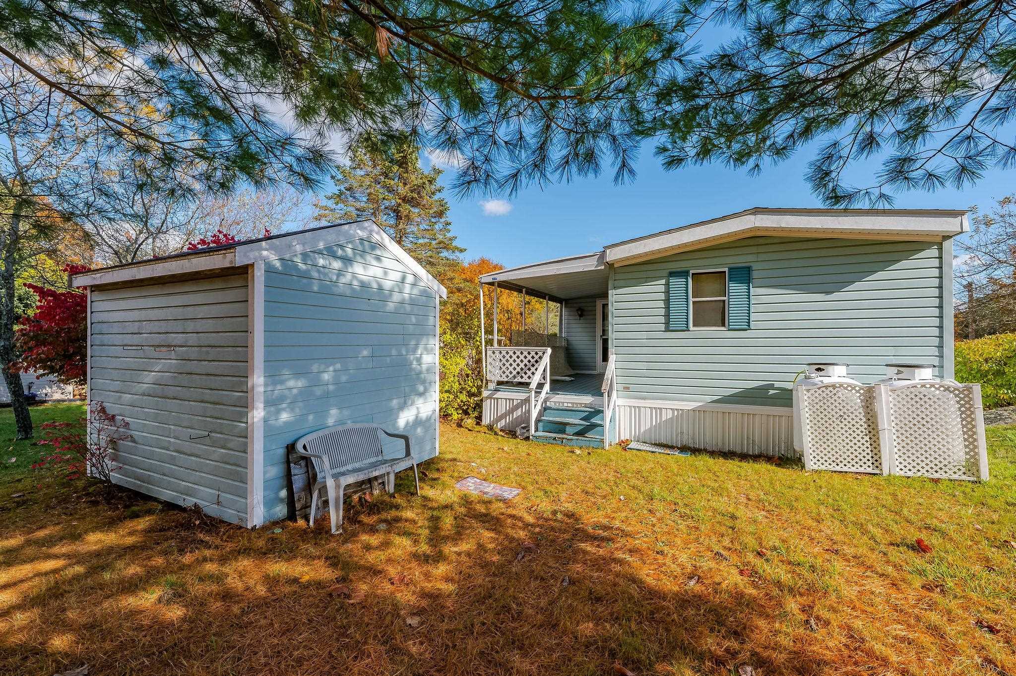 22 Cherokee Way Rochester, NH 03867 - Photo 4 of 36