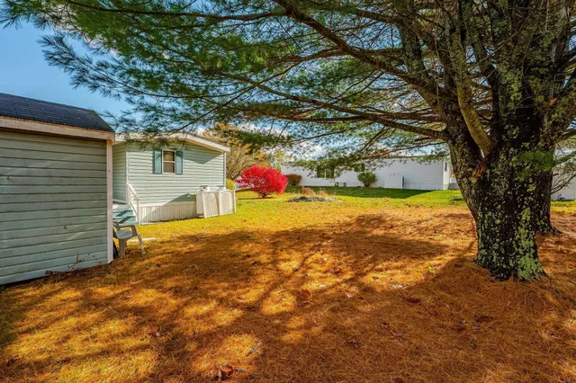 $135,000 | 22 Cherokee Way, Rochester, NH 03867