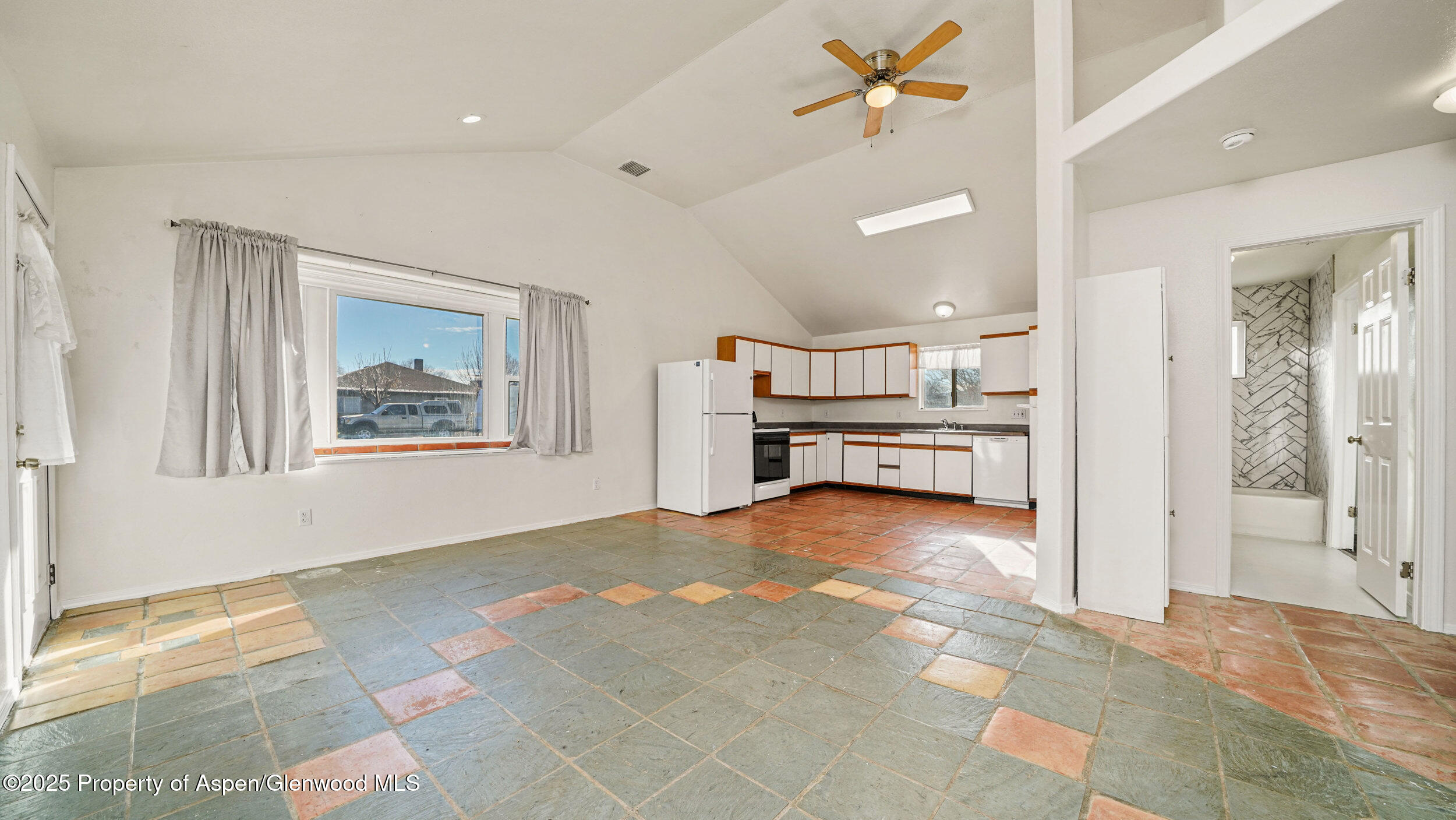 241 South Sycamore Street Fruita, CO 81521 - Photo 6 of 20 6_dsc09542