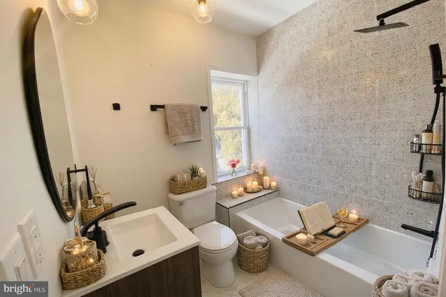 $300,000 | 4003 Oakford Avenue, Baltimore, MD 21215