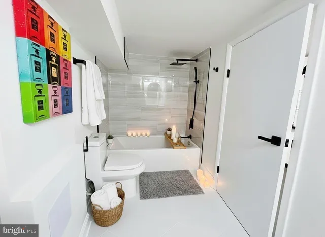 $300,000 | 4003 Oakford Avenue, Baltimore, MD 21215