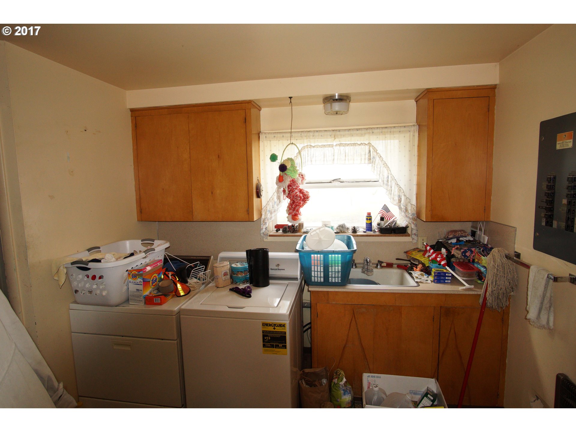 13311 South Macksburg Road Canby, OR 97013 - Photo 18 of 21 a view of a workspace