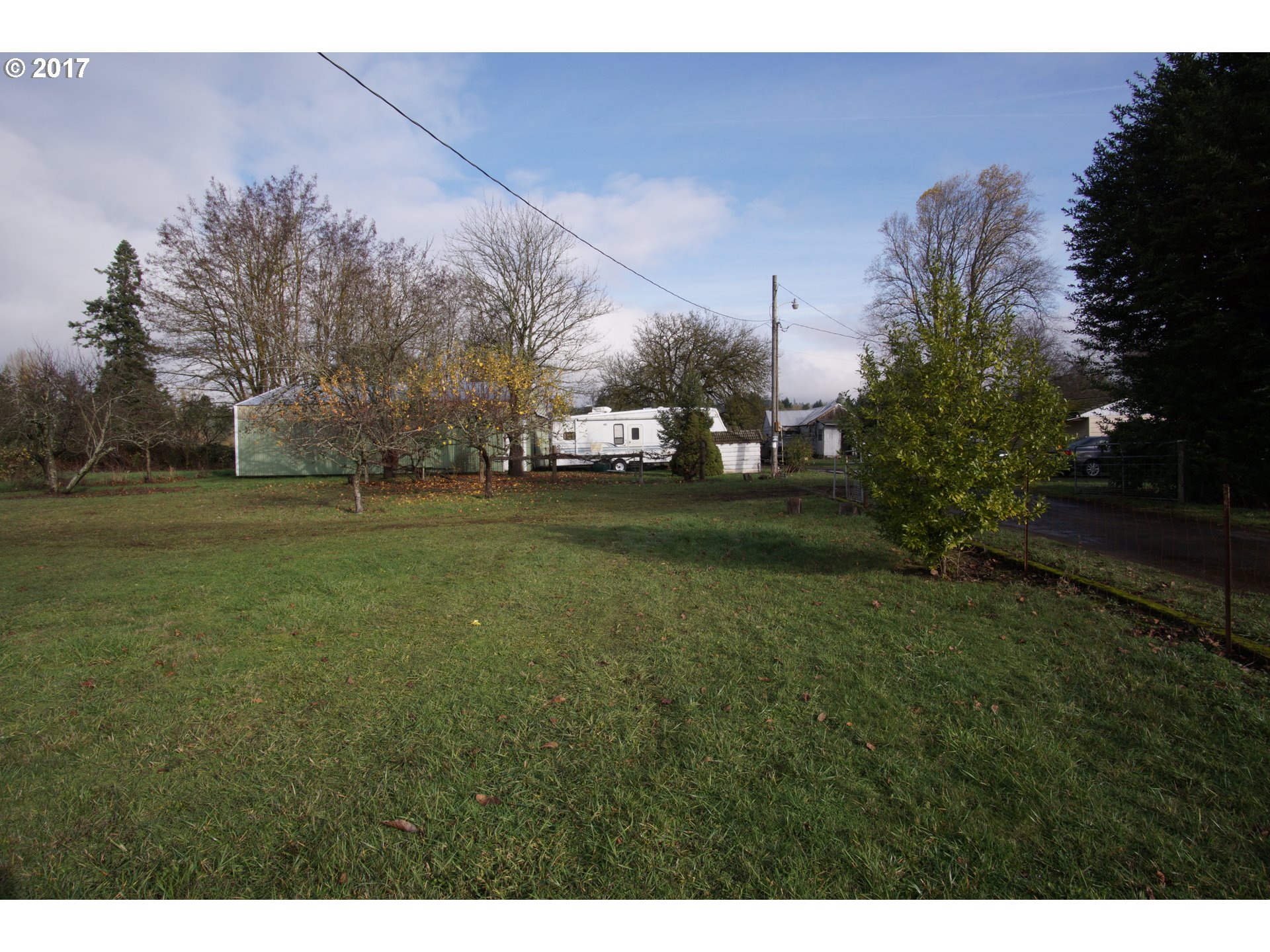 13311 South Macksburg Road Canby, OR 97013 - Photo 3 of 21 a view of a park with large trees