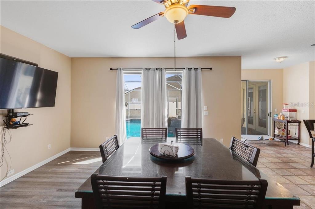 7909 Fernleaf Drive Orlando, FL 32836 - Photo 18 of 40