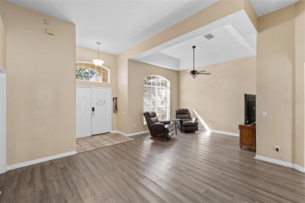 7909 Fernleaf Drive Orlando, FL 32836 - Photo 4 of 40