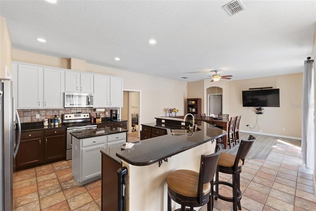 7909 Fernleaf Drive Orlando, FL 32836 - Photo 10 of 40