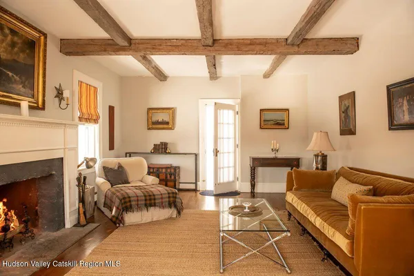 $1,995,000 | 132 Decker Rd Pine Plains, Ancram, NY 12502