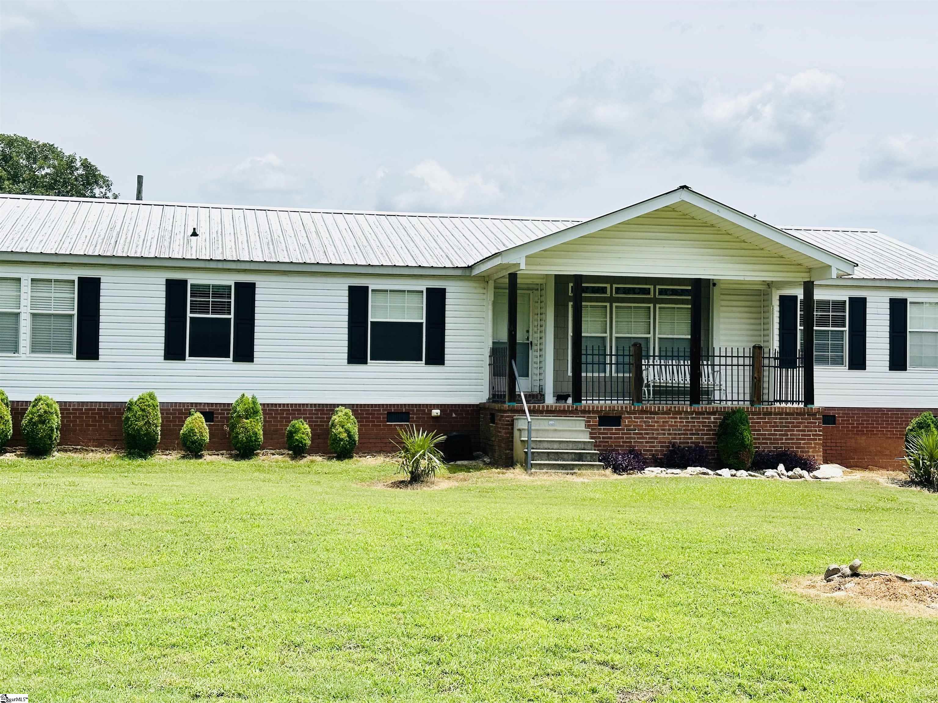 289 Deep Water Road Union, SC 29379 - Photo 3 of 50