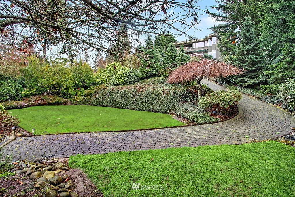 3317 Evergreen Point Road Medina, WA 98039 - Photo 16 of 21