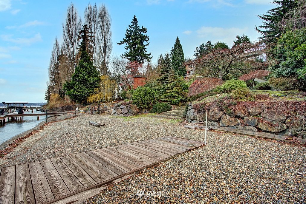 3317 Evergreen Point Road Medina, WA 98039 - Photo 17 of 21