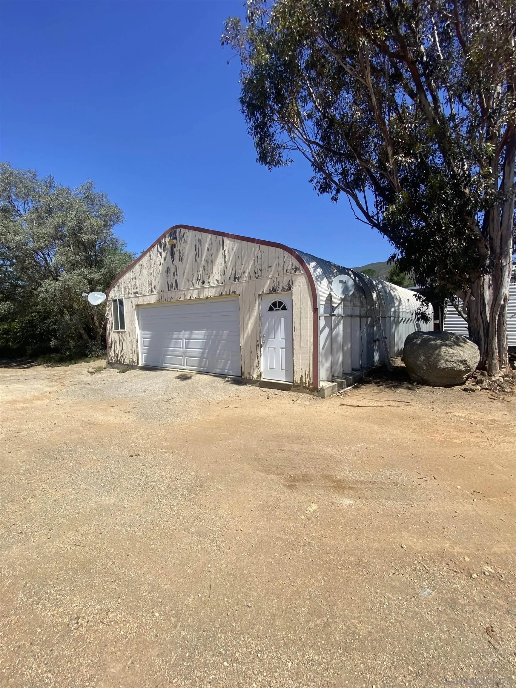 28239 Hell Creek Road Valley Center, CA 92082 - Photo 14 of 17