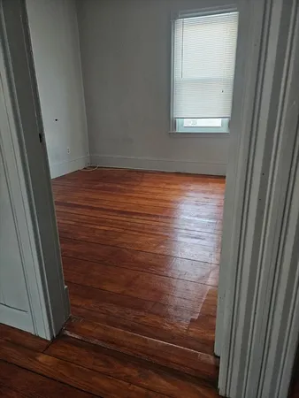 $1,850 | 444 Brock Avenue, Unit 3, New Bedford, MA 02744