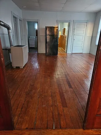 $1,850 | 444 Brock Avenue, Unit 3, New Bedford, MA 02744