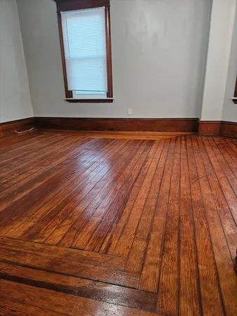 $1,850 | 444 Brock Avenue, Unit 3, New Bedford, MA 02744