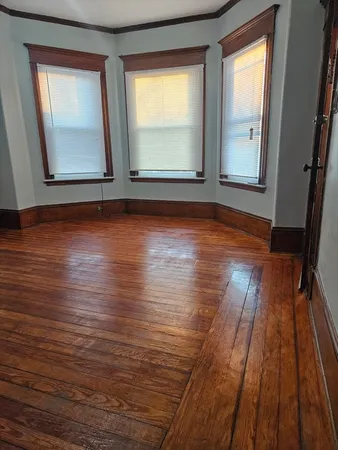 $1,850 | 444 Brock Avenue, Unit 3, New Bedford, MA 02744