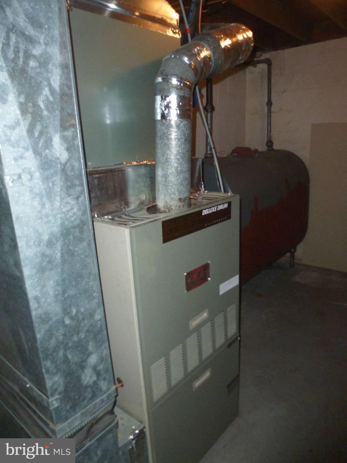 8643 Chestnut Grove Road Frederick, MD 21701 - Photo 18 of 27 Updated heat pump