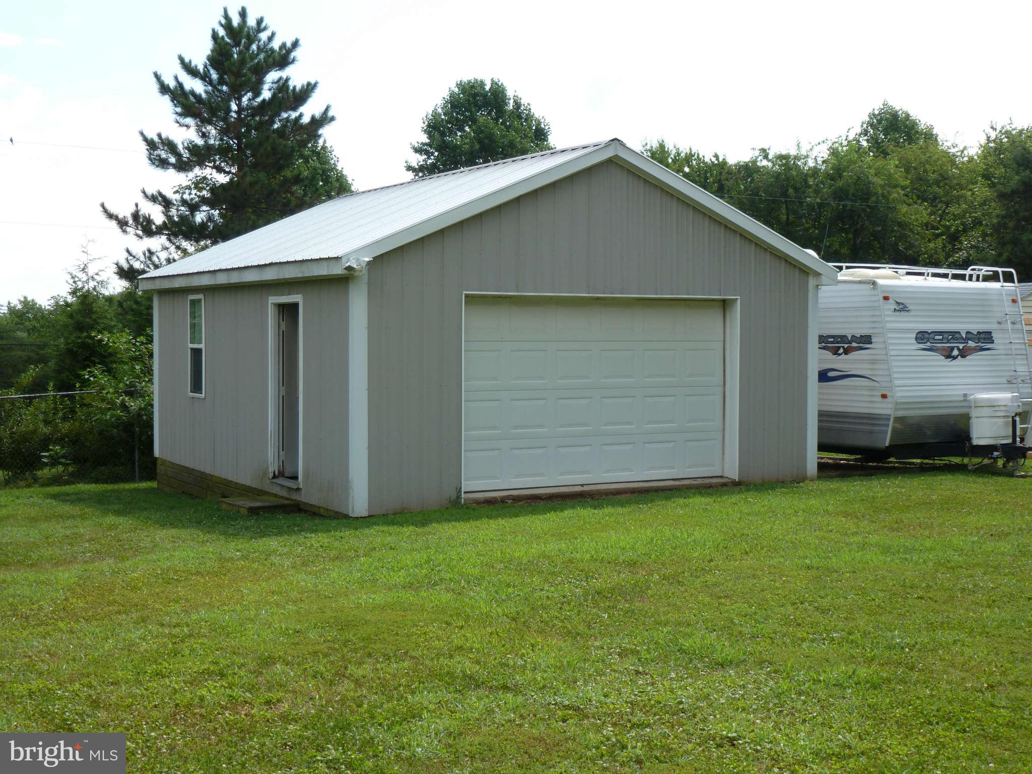 8643 Chestnut Grove Road Frederick, MD 21701 - Photo 3 of 27 Big two car detached garage workshop