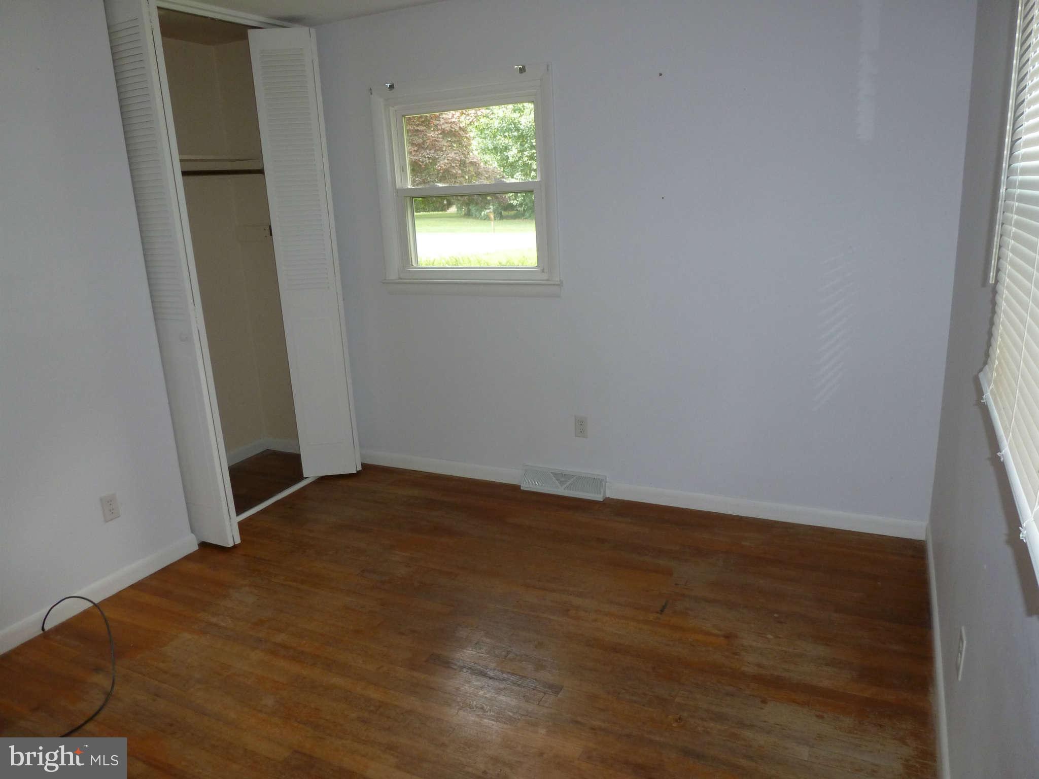 8643 Chestnut Grove Road Frederick, MD 21701 - Photo 10 of 27 Bedroom one