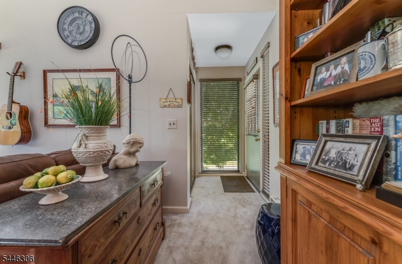 35 North Slope Clinton, NJ 08809 - Photo 9 of 43