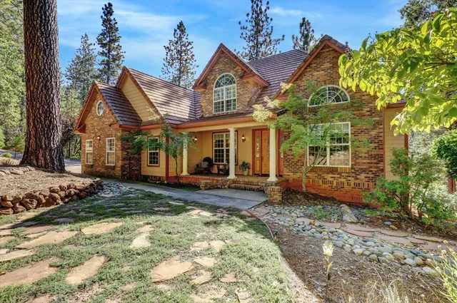 $849,500 | 11722 Logans Run Court, Grass Valley, CA 95945
