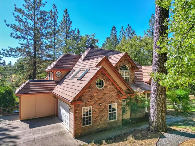 $849,500 | 11722 Logans Run Court, Grass Valley, CA 95945