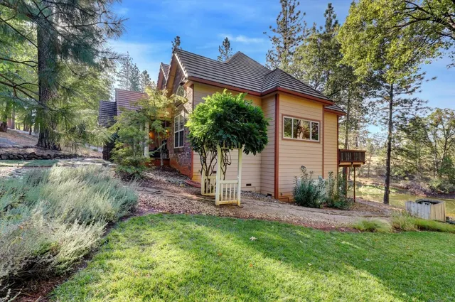 $849,500 | 11722 Logans Run Court, Grass Valley, CA 95945