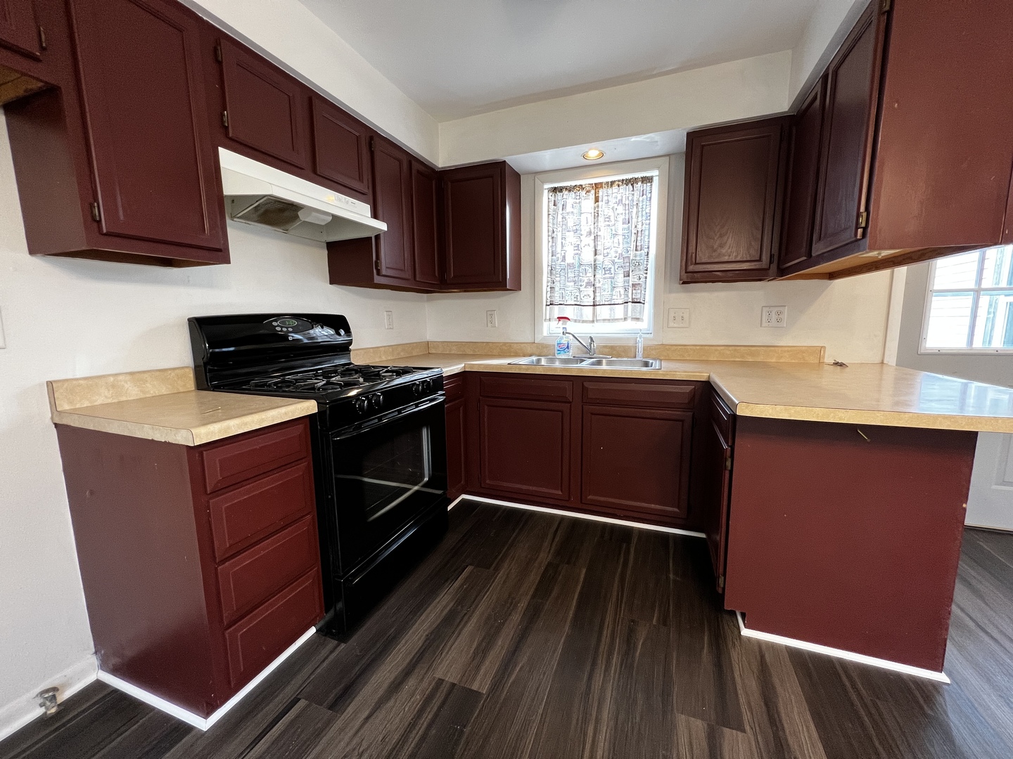 1708 Nachusa Road Dixon, IL 61021 - Photo 18 of 32 Gallery Image 18