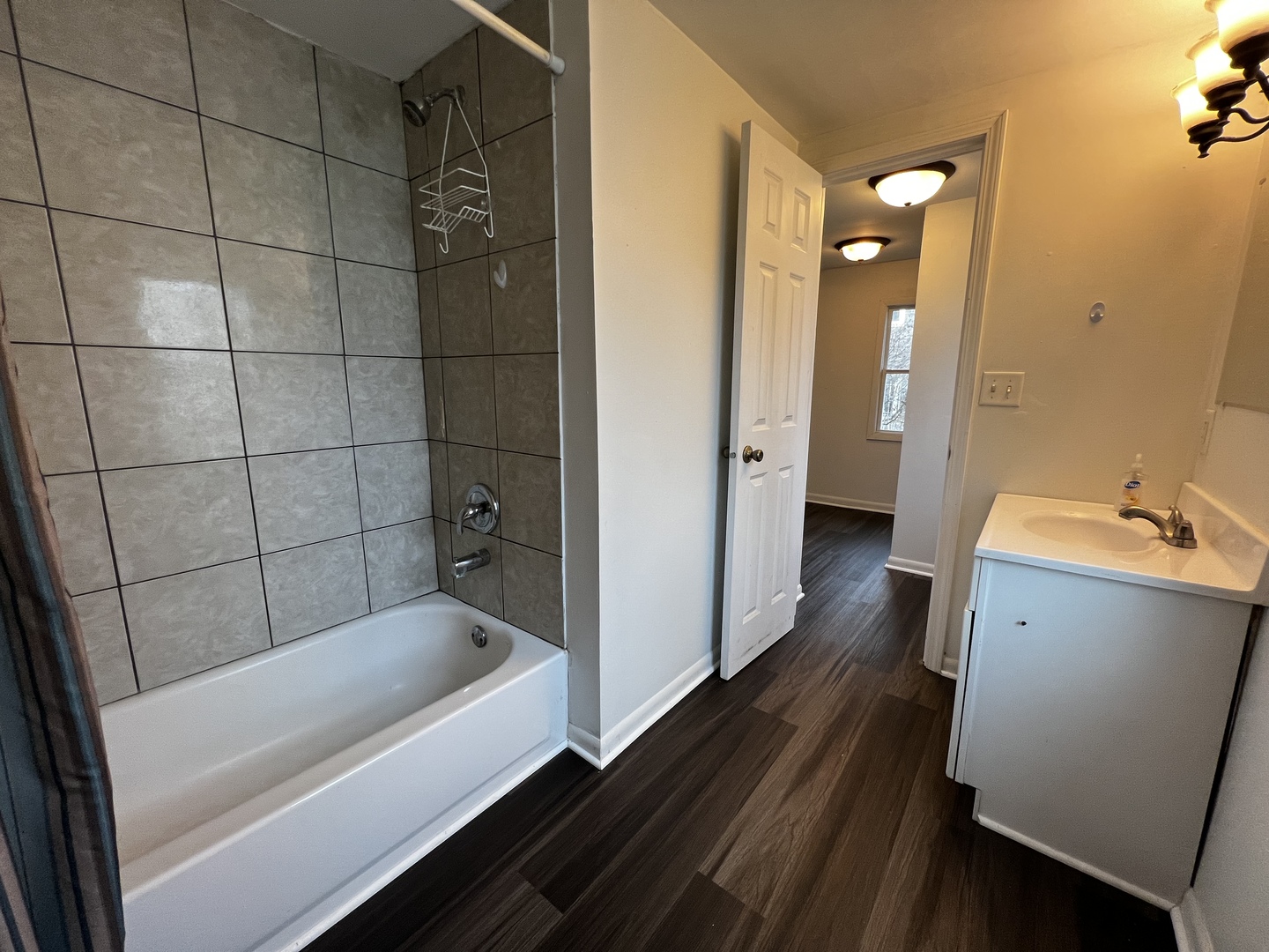 1708 Nachusa Road Dixon, IL 61021 - Photo 20 of 32 Gallery Image 20