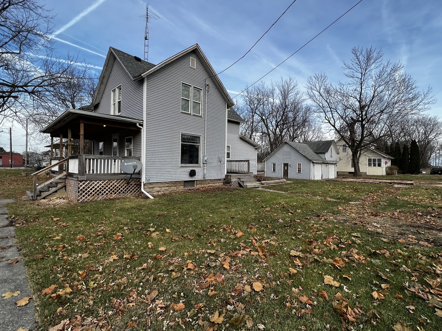 1708 Nachusa Road Dixon, IL 61021 - Photo 4 of 32 Gallery Image 4