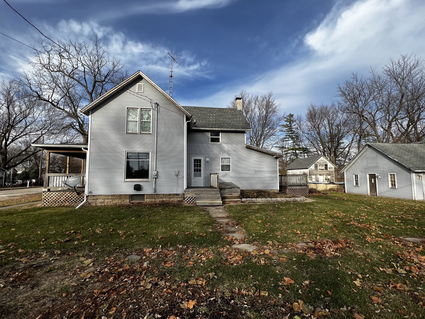 1708 Nachusa Road Dixon, IL 61021 - Photo 6 of 32 Gallery Image 6