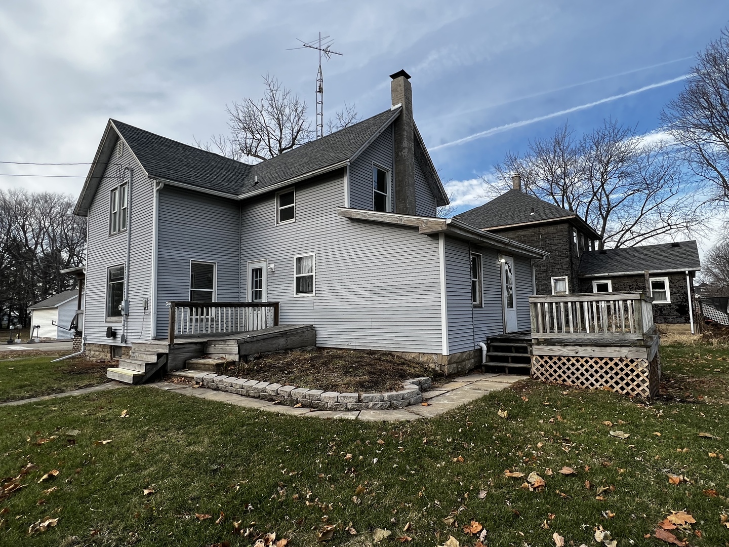 1708 Nachusa Road Dixon, IL 61021 - Photo 7 of 32 Gallery Image 7