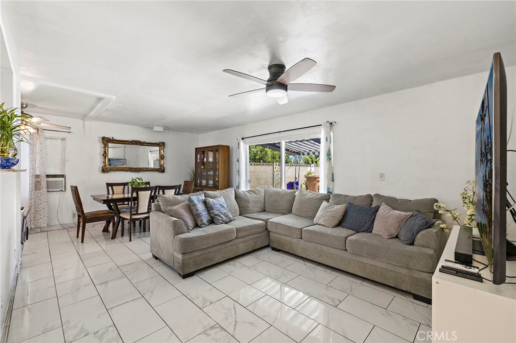 9102 Pacific Anaheim, CA 92804 - Photo 11 of 27