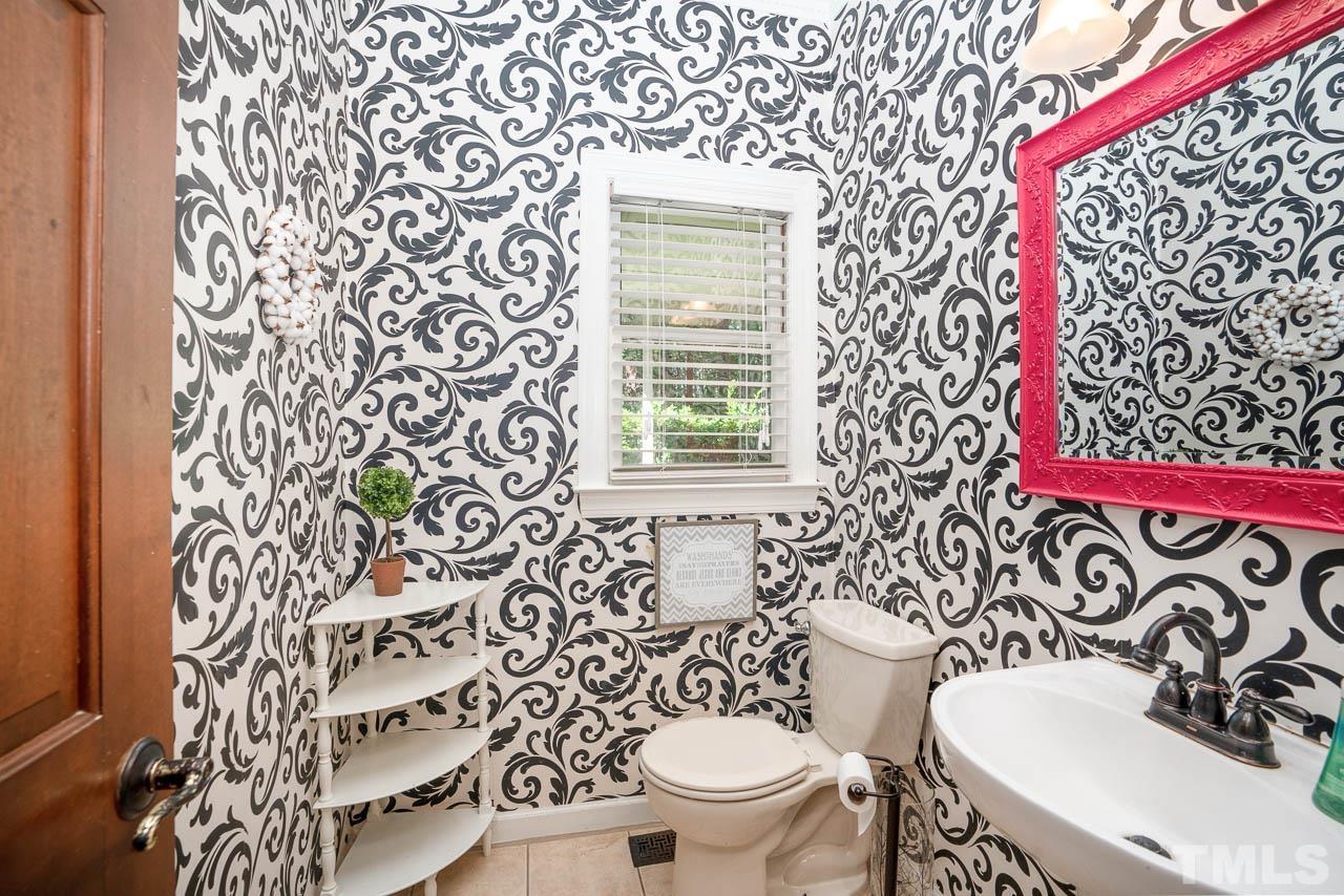 713 Lanham Place Raleigh, NC 27615 - Photo 15 of 25 Gallery Image 15