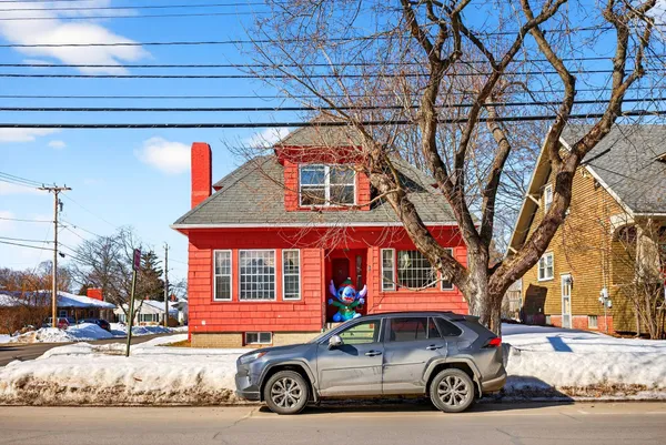 $299,999 | 58 Central Avenue, Lewiston, ME 04240