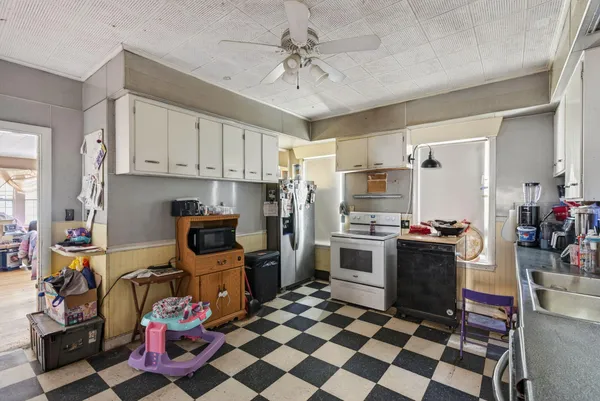 $299,999 | 58 Central Avenue, Lewiston, ME 04240
