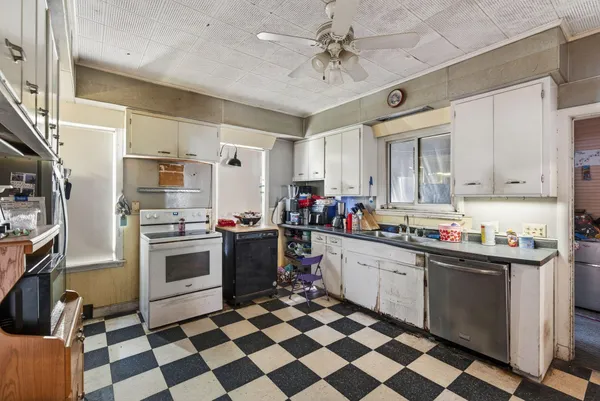 $299,999 | 58 Central Avenue, Lewiston, ME 04240