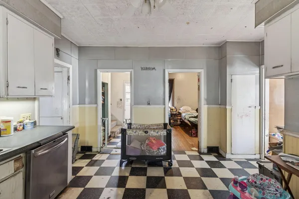 $299,999 | 58 Central Avenue, Lewiston, ME 04240
