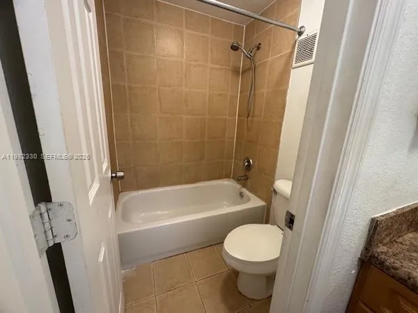 $1,550 | 2874 Northwest 55th Avenue, Unit 1B, Lauderhill, FL 33313