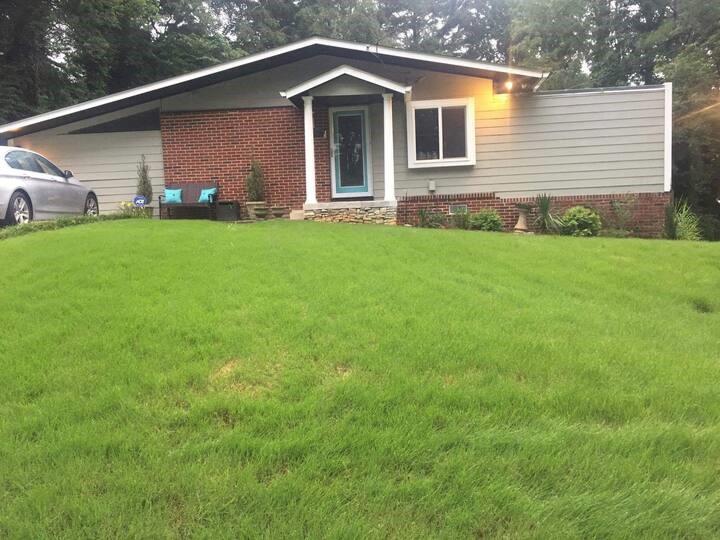 797 Harwell Road Northwest Atlanta, GA 30318 - Photo 1 of 1 Gallery Image 1