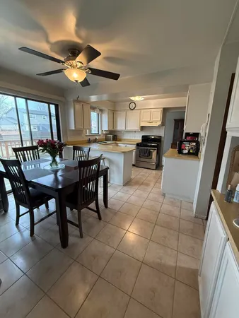 $389,900 | 42840 Driftwood Drive, Sterling Heights, MI 48313