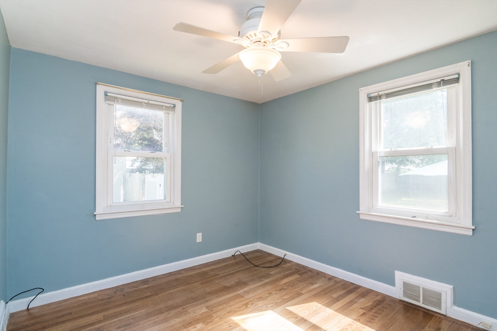73 Catalpa Terrace Springfield, MA 01119 - Photo 22 of 31