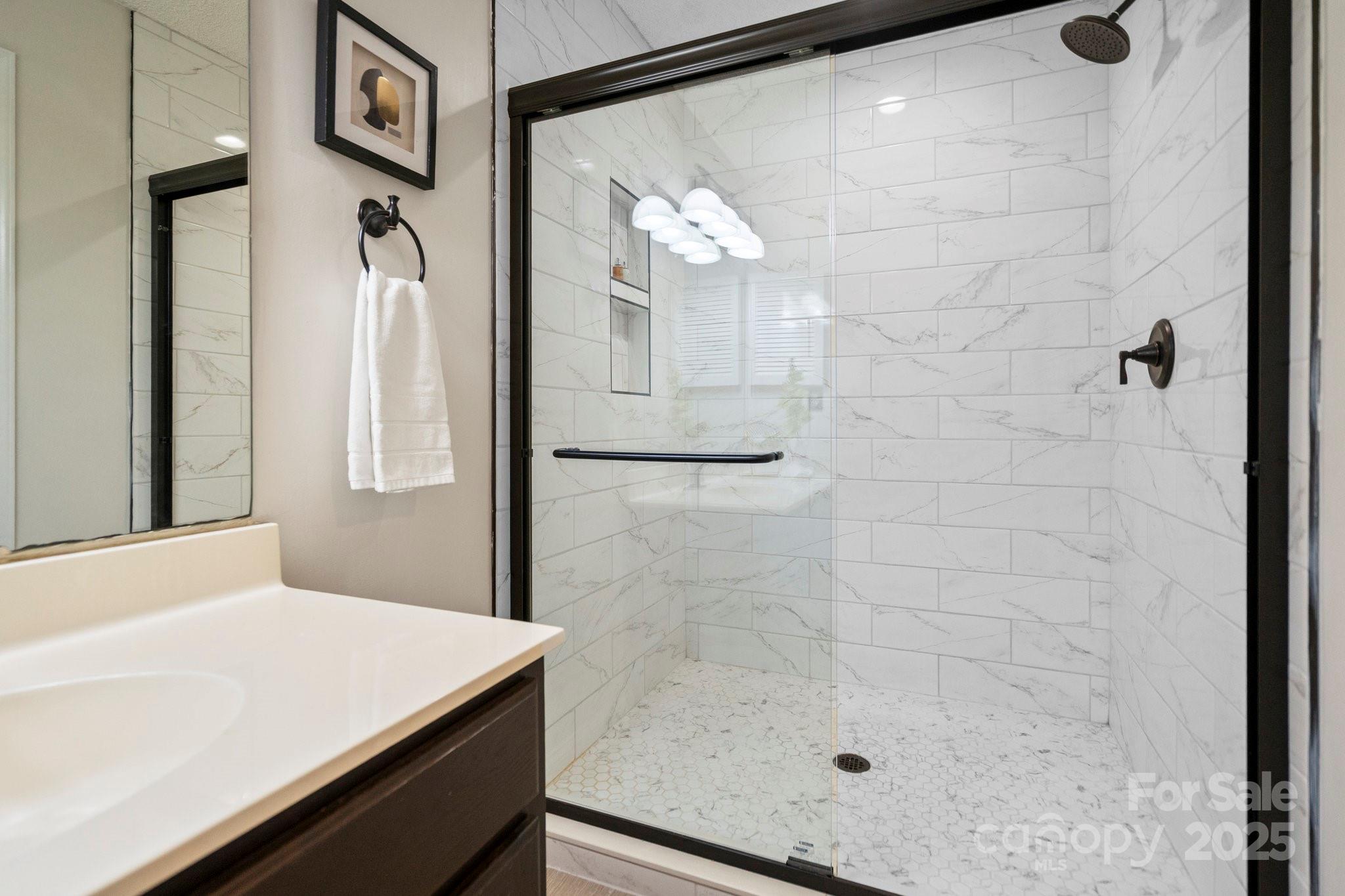 5011 Sharon Road, Unit Q Charlotte, NC 28210 - Photo 11 of 19 Gallery Image 11