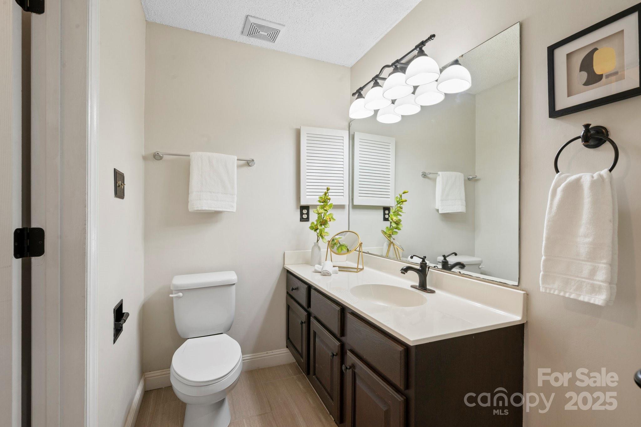 5011 Sharon Road, Unit Q Charlotte, NC 28210 - Photo 12 of 19 Gallery Image 12