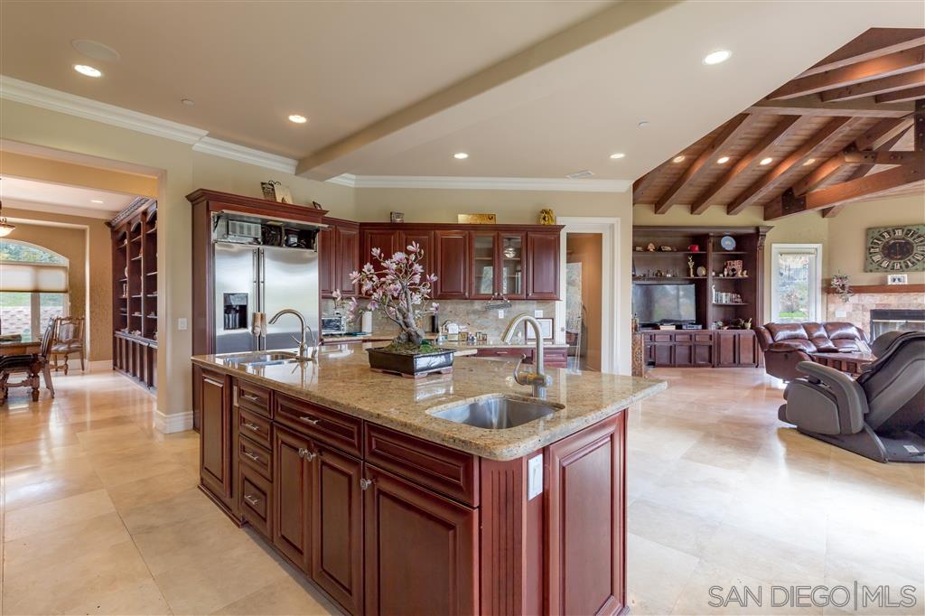17577 Rancho Del Rio Rancho Santa Fe, CA 92067 - Photo 3 of 22