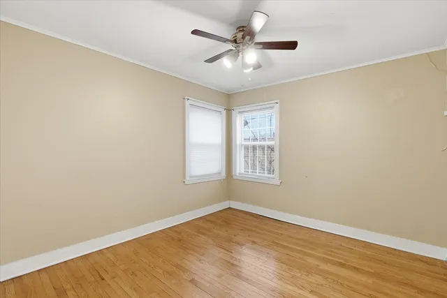 $2,300 | 6415 Drake Avenue, Unit 6415, Lincolnwood, IL 60712